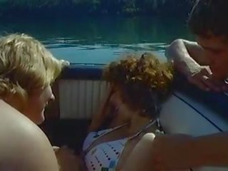 Julia 1974: amerikaly & big süýji emjekler kirli film mov c2